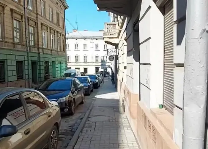 Сучасний Стиль І Комфорт В Центрі Львова